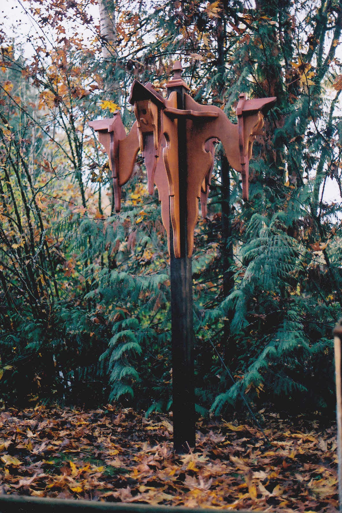 Custom birdhouse design 5