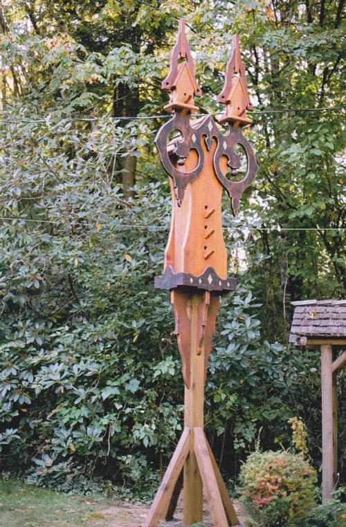 Custom birdhouse design 11