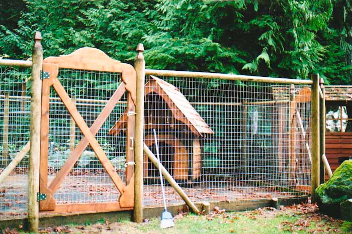 Custom wood gate design 11