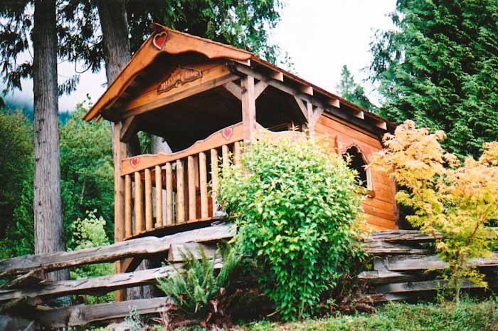 Rustic building design 9